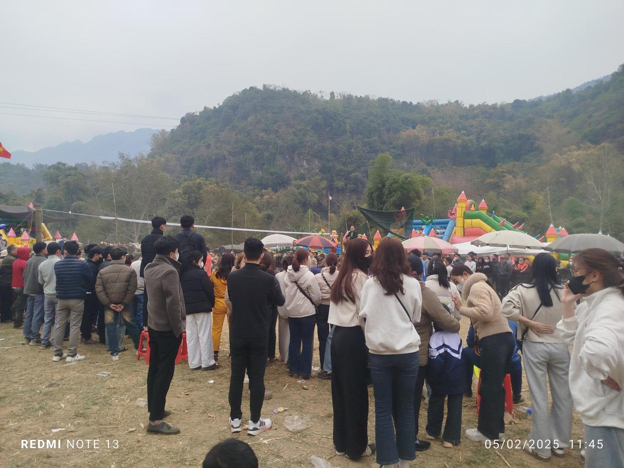 होटल Pac Ngoi Village Ba Be